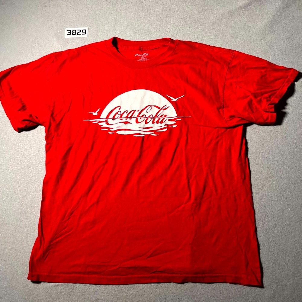 Coca-Cola T Shirt Mens XL Red Sunset Graphic‎ Logo Short Sleeve Cotton Pullover